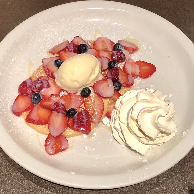 ベリー＆ベリー　パンケーキ(Puni)