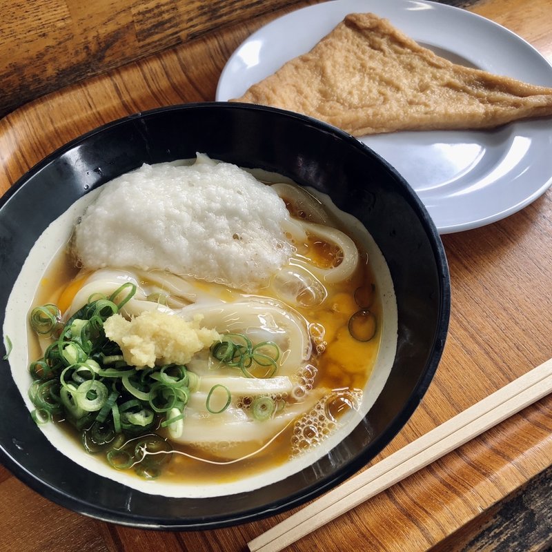 やまかけやま(山越うどん)