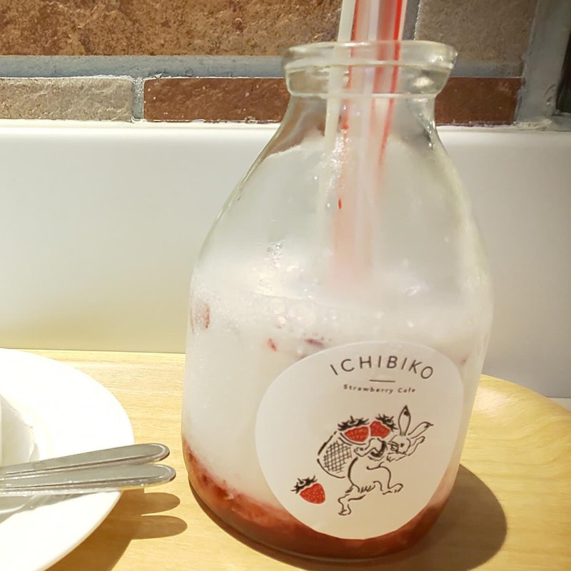 いちごミルク(いちびこ 太子堂店)