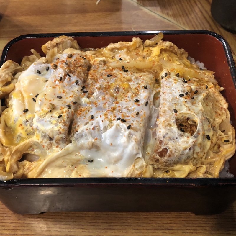 ヒレカツ重(かつ進 三組坂下外神田店)