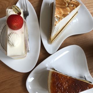 ケーキ(ラ・マーレ・ド茶屋)