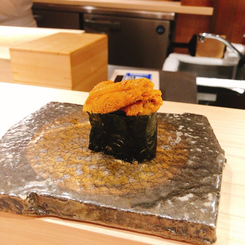 雲丹の軍艦巻き(海味 （うみ）)