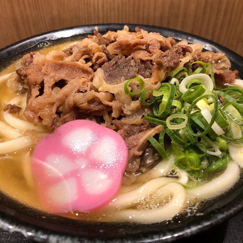 肉ぶっかけうどん(日本橋 讃岐うどん ほし野)