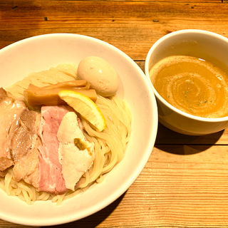 鶏白湯味玉つけ麺 (麺屋 翔 本店)