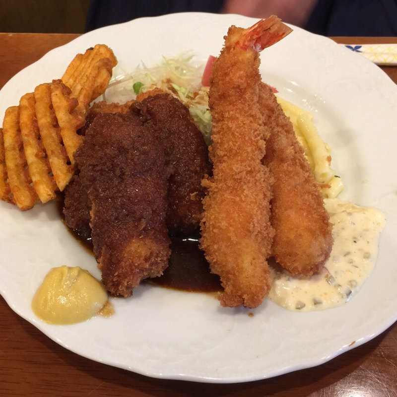 トンカツとエビフライ(コーヒー＆キッチン マエダ)