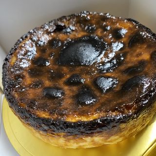 バスクチーズケーキ(レ・フレール)