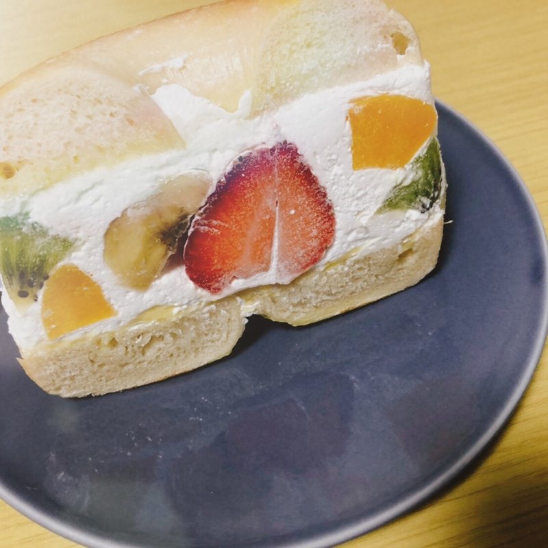 フルーツベーグル(TOM CAT BAKERY 横浜店)