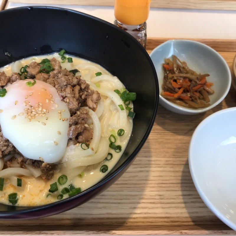冷やし坦々豆乳うどん(和cafe こころね ルミネ荻窪店 （ワカフェココロネ）)