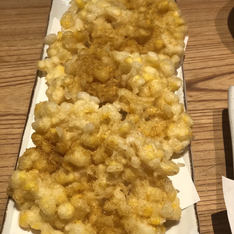 トウモロコシかき揚げ(ムスブ田町魚金)