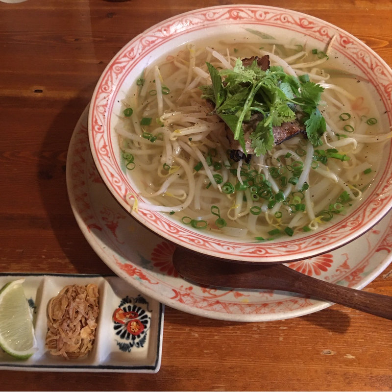 フォーボー(牛肉入りフォー)(Cho Lon （チョロン）)