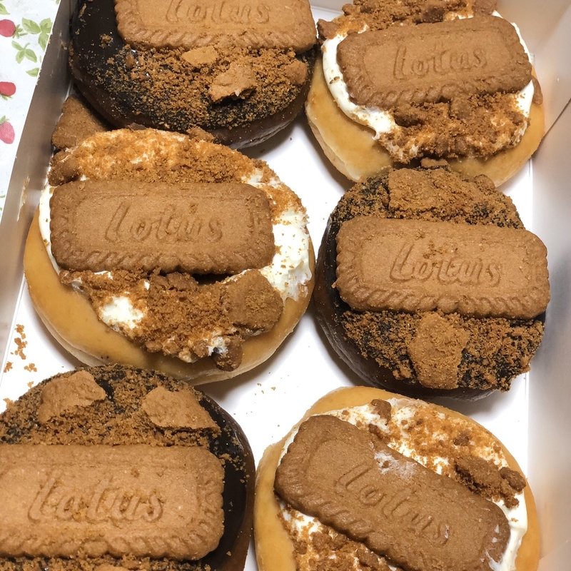 ロータスビスコフ(クリスピー・クリーム・ドーナツ 有楽町トイシア店)