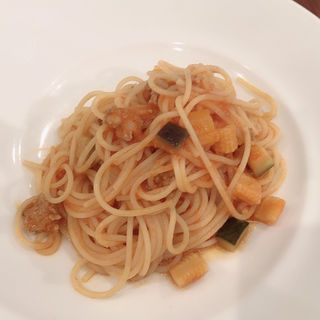 Aランチ 豚のサルシッチャと夏野菜のトマトソーススパゲティ(ノヴェッキオ （NOVECCHIO）)