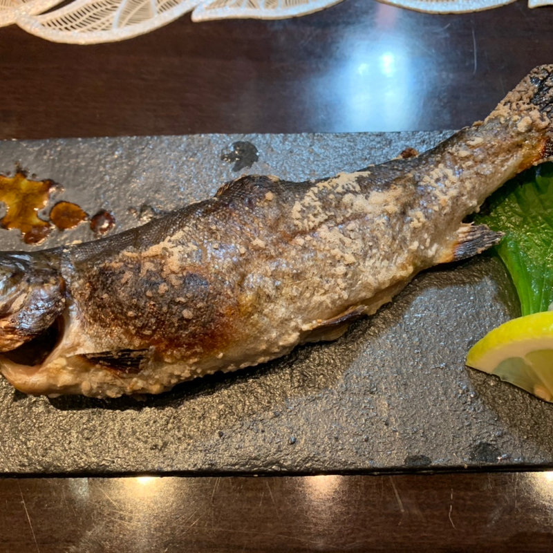 ニジマス焼き(飯屋 だゑん 〜拿縁〜)