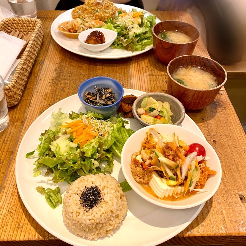 日替わりごはんランチ(玄米カフェ実身美（サンミ）京橋店)