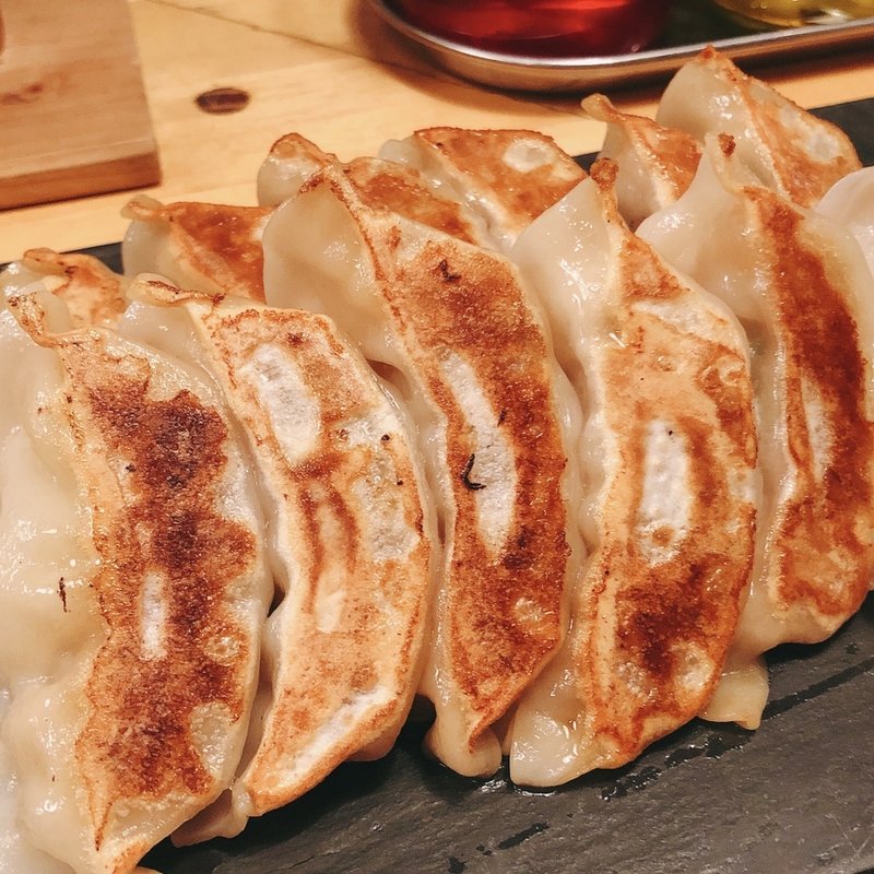 シャン食ギョウザ(12個)(スタンドシャン食 -Tokyo 新橋虎ノ門- Champagne & GYOZA BAR)