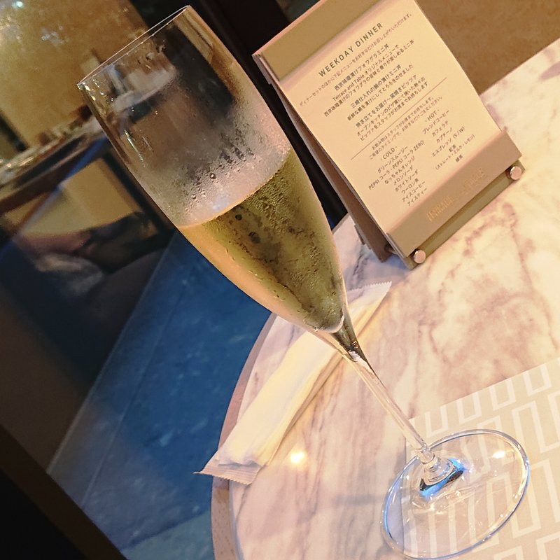 スパークリングワイン(Terrace and Table （テラス アンド テーブル）)