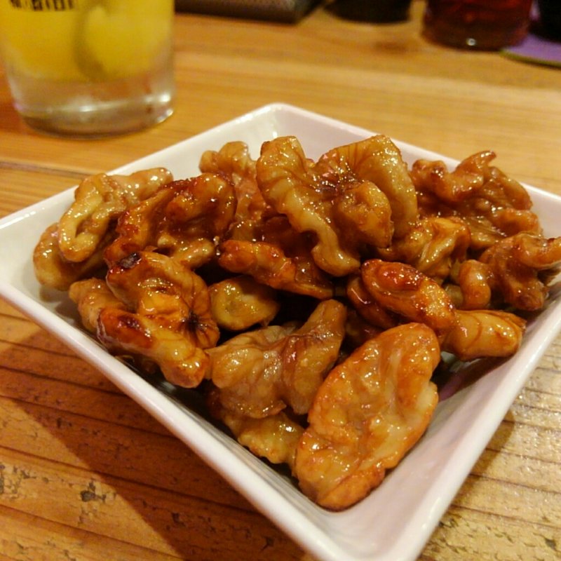 自家製クルミ(中華アジアンバル 玉造夜市)