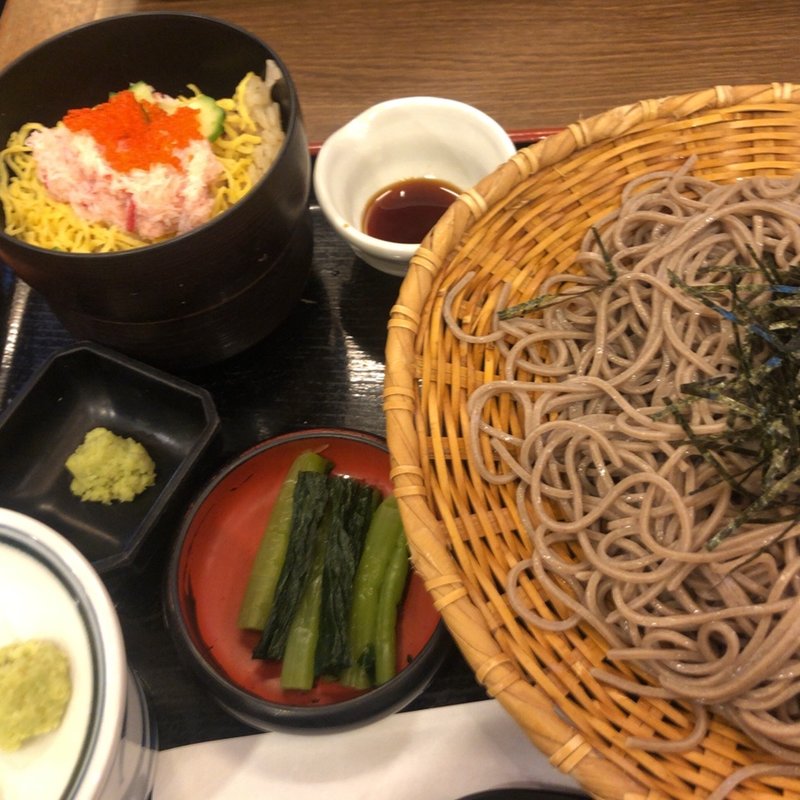 蟹ちらしセット(信州そば処 そじ坊 晴海トリトンスクエア店)