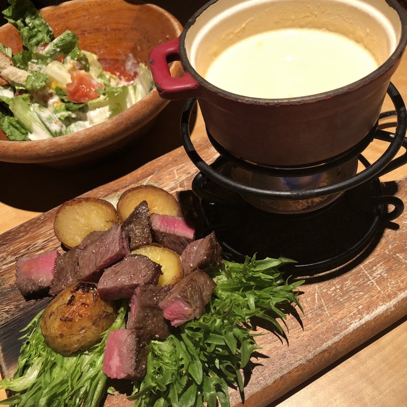 ミートチーズフォンデュ(CHEESE SQUARE AVANTI)