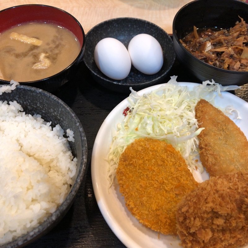 ミックスフライ定食(さくら水産 大崎西口店 )