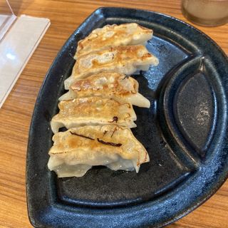 肉汁餃子(横浜家系ラーメン 宮前商店)