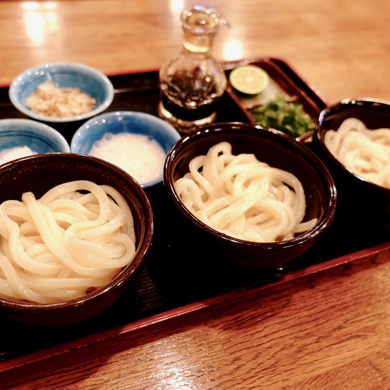 三つ盛生醤油うどん(さぬき手打ちうどん 錢形)