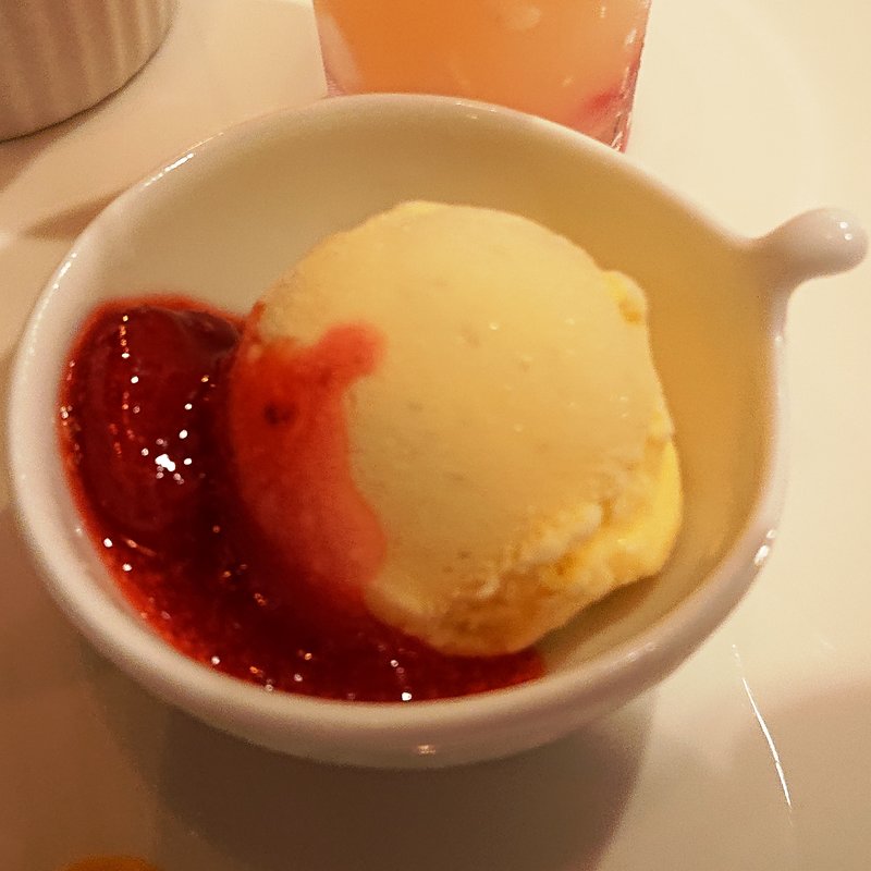 バニラアイス(Terrace and Table （テラス アンド テーブル）)