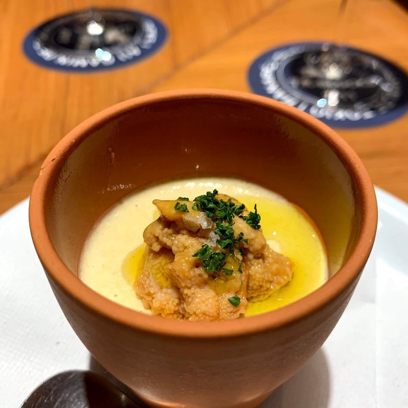 とうもろこしのムースと北海道産生ウニ(フレンチ ビストロ AU GAMIN DE TOKIO 恵比寿)