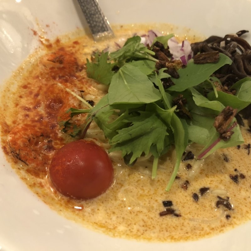 ラクサソバ(Bassanova Ramen)