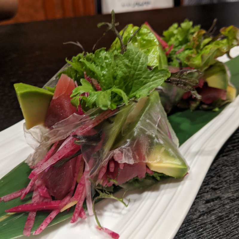 鎌倉野菜と鰻の生春巻き(満月いぶき)