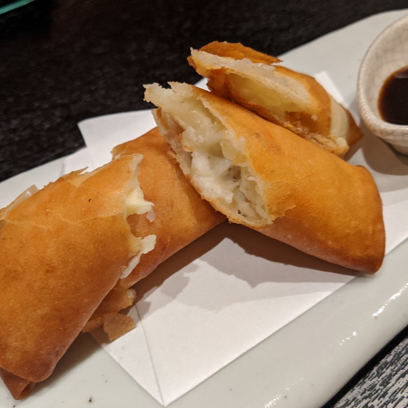 じゃが芋とチーズの春巻き(満月いぶき)