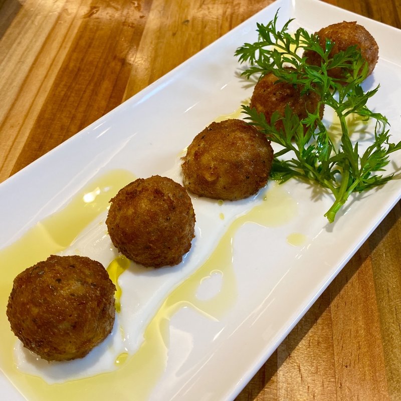 プチコーンクリームコロッケ(VINOSITY maxime 日本橋)