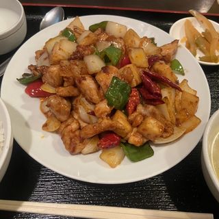 鶏肉の辛味炒め ランチ(中国酒家 十年 町田本店)