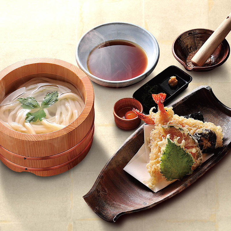 天釜あげのおうどん(つるとんたん 本町楼)