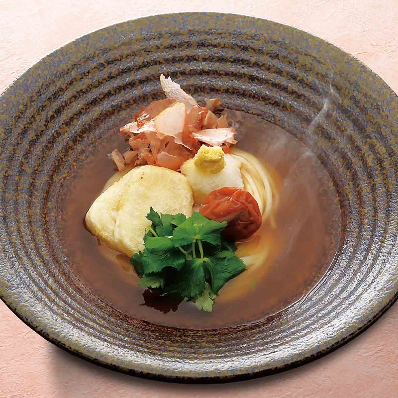 揚げ餅 梅かっちんのおうどん(あげたち 匠の細麺 つるとんたん（大国町）)