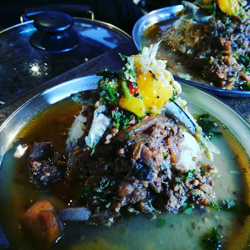 海鮮色々鶏キーマと鯛出汁清湯の二層カレー(堕天使かっきーin青空食堂)