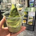 極み抹茶ソフトクリーム(茶和々　ソラマチ店)