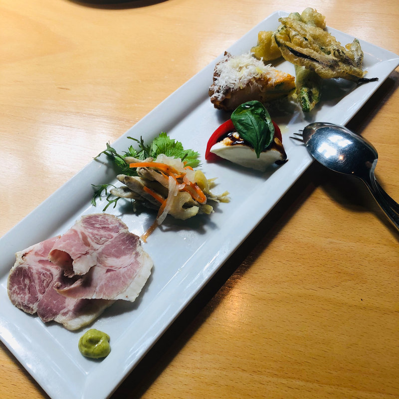 おまかせ前菜(La・Terrazza （ラ・テラッツァ 【旧店名】アクアパッツァテラス）)