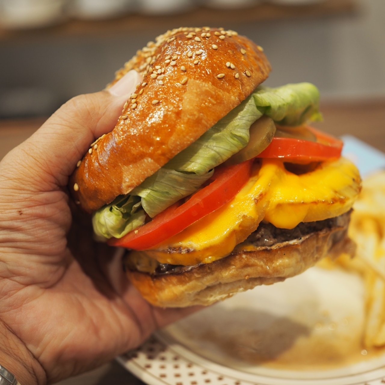 大阪市福島区で食べられるハンバーガーランキング Sarah サラ