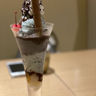チョコミントショコラパフェ(からふね屋珈琲店 三条本店 )