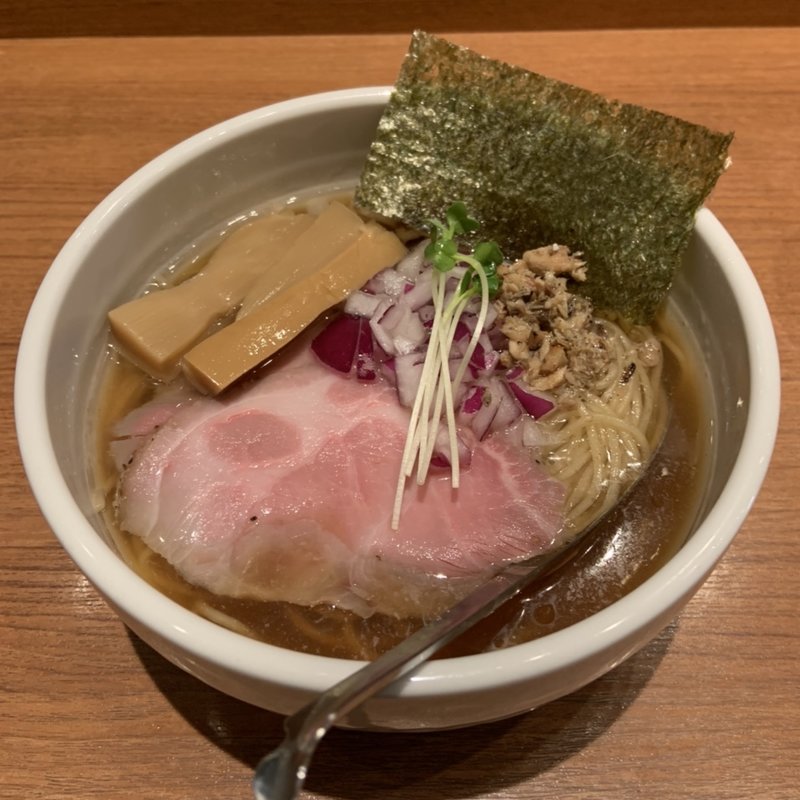 炭火焼鯵煮干そば(煮干中華そば鈴蘭 新宿店 （すずらん）)