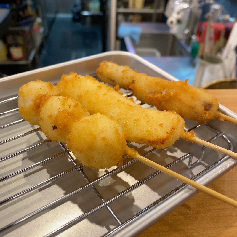 串カツ、イカ、うずら(みかつ屋)