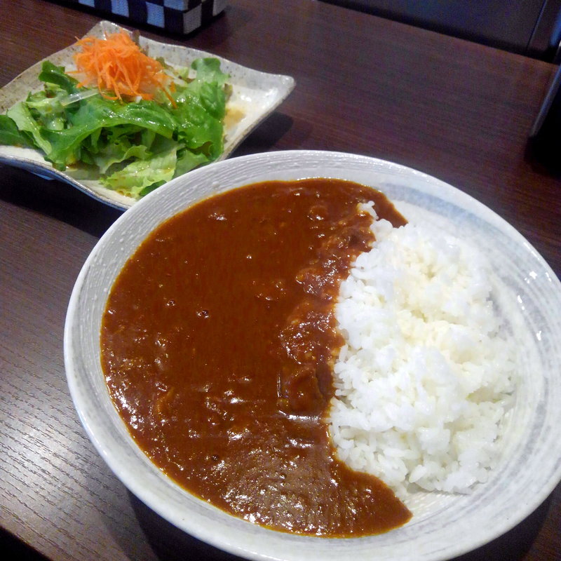 牛すじカレー　サラダ付(塚本八百屋 )