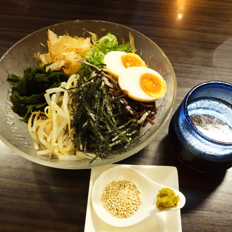 ぶっかけらーめん(呼び戻しとんこつ 光四郎)