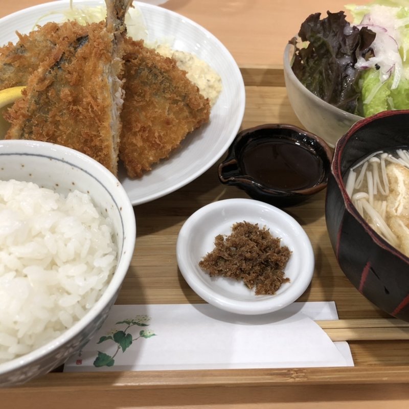 アジフライ定食(飯場　松の葉)