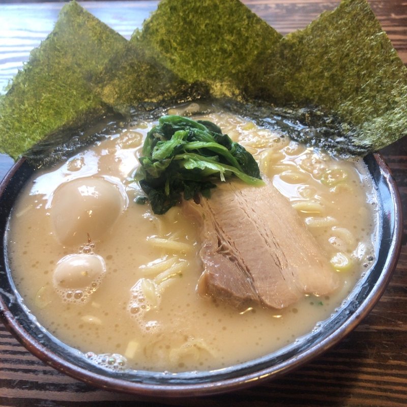 豚骨塩ラーメン(豚骨醤油ラーメン 蒲田いっ家)