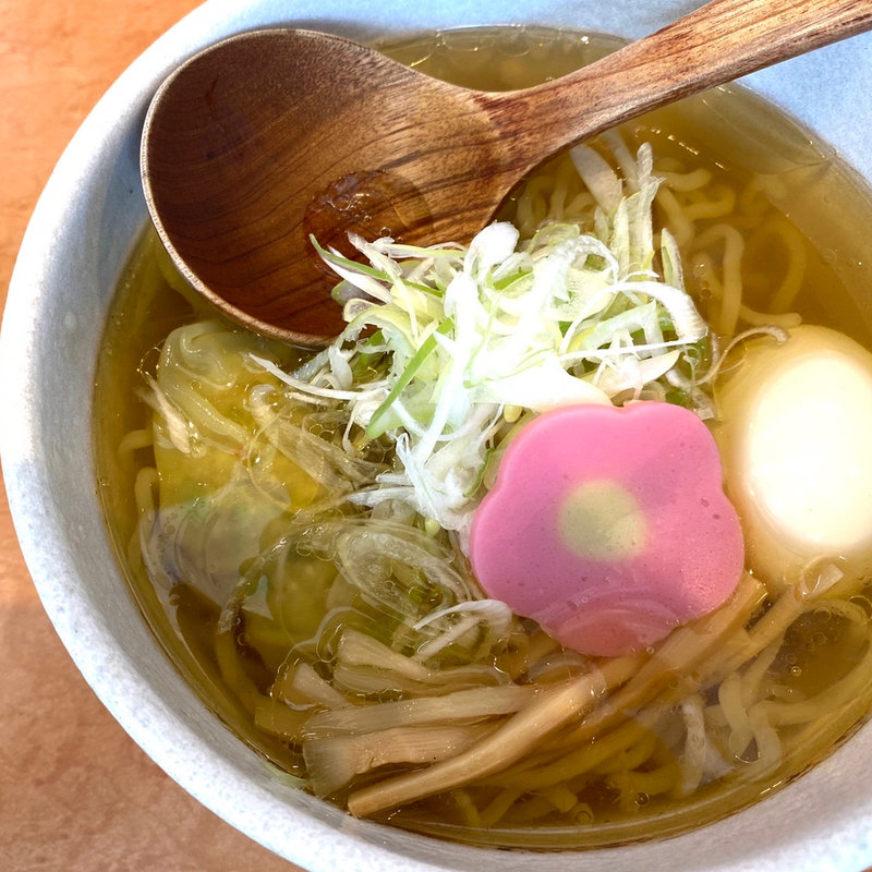 冷たい塩らぁめん(和だしらぁめん うめきち)