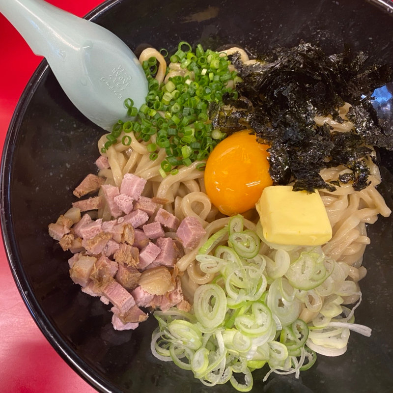 ガーリックバターまぜそば(ラーメン山岡家 南2条店)