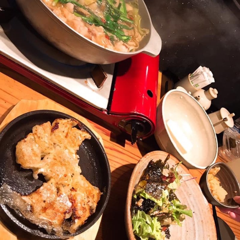 (博多もつ鍋やまや エキマルシェ大阪店)