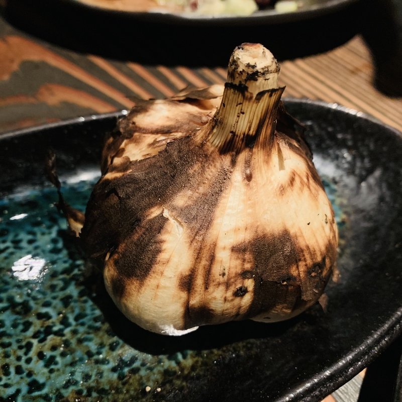 国産にんにく丸焼き(焼味尽 とくちゃん)